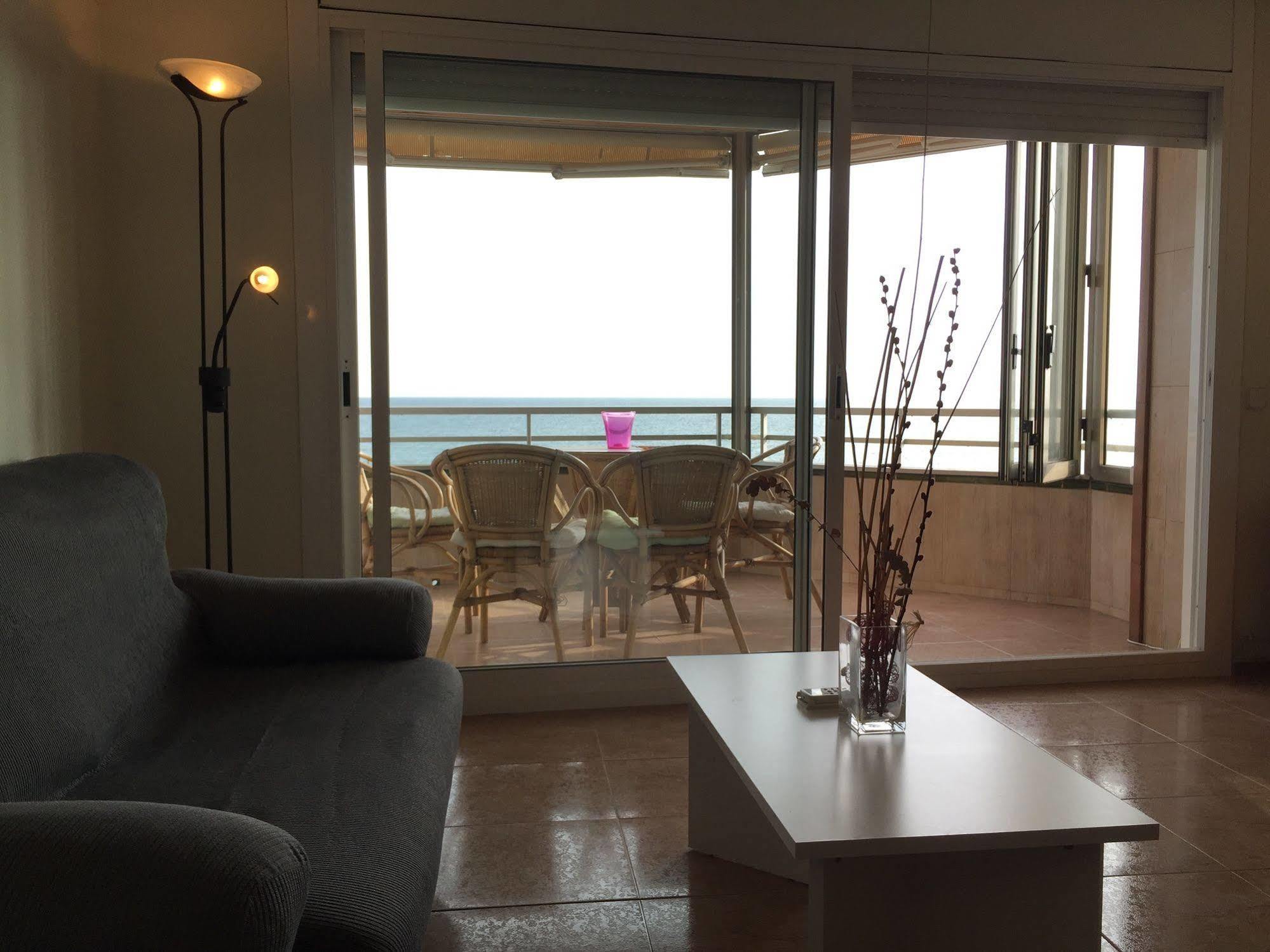 Apartamento Rosendo Calafell Extérieur photo